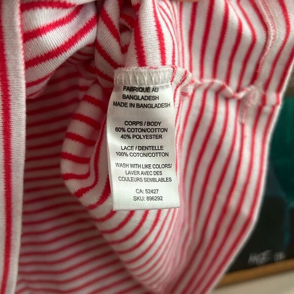 Classic Editions Chic Striped Red and White Tee with Lace Details L - Picture 7 of 16